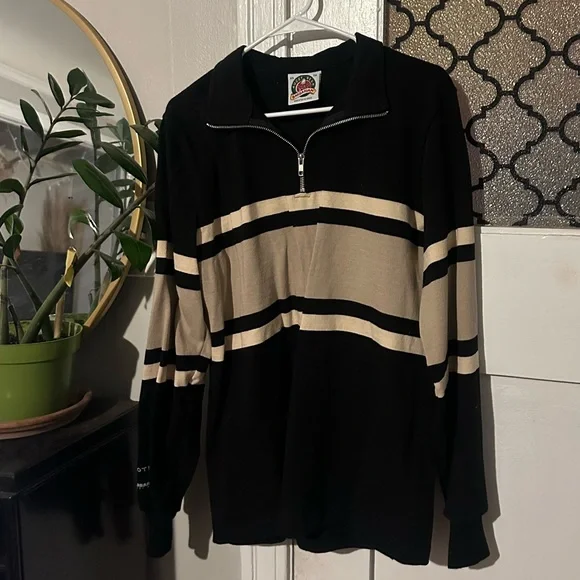 KOTN Black and Cream Zip-Up Sweater - Picture 5 of 11